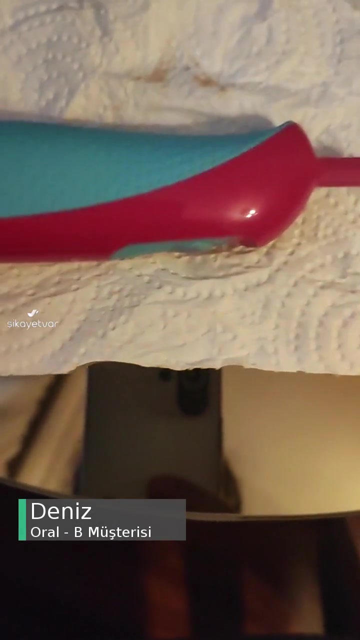 Oral - B Çocuk Diş Fırçasının Paslanması videonun kapak resmi
