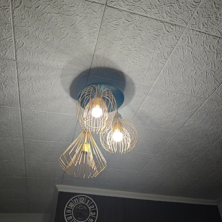 5 Yıldır Süren Elektrik Kesintileri Hayatımızı Olumsuz Etkiliyor