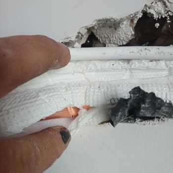 Vestel Servisinin Klima Kurulumu Sırasında Boruyu Kırıp Ücret Talep Etmesi Mağduriyetim