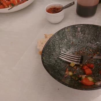 ÇOMÜ Dardanos Otelinde Yemek Hizmeti Mağduriyeti