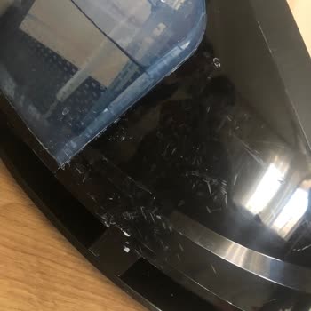 Servisten Çiziklerle Dönen Ütü Ve Devam Eden Buhar Sorunu