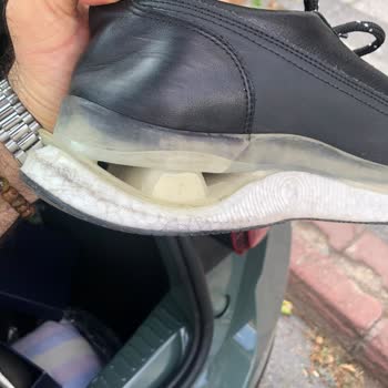 Garaj Günlerinden Alınan Derimod Ayakkabı Kısa Sürede Kırıldı Tamir Veya Değişim Yapılmıyor