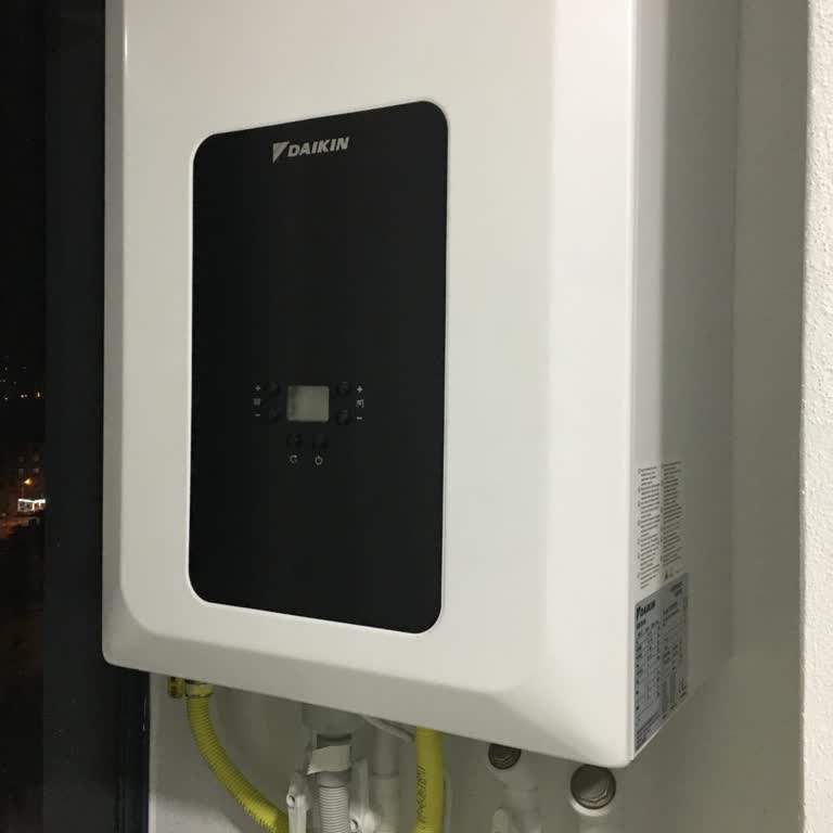 Kurulum Sonrası Arızalı Kombi İçin Günlerdir Servis Bekliyorum, Mağduriyetim Giderilmiyor