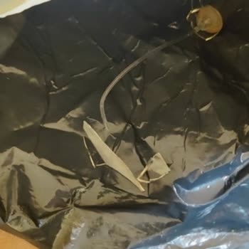 Kırılabilir Etiketli Kargolarımda Yaşanan Zararlar Ve Mağduriyetimin Giderilmemesi