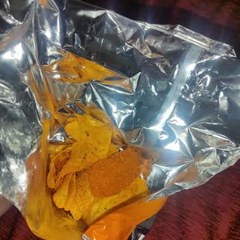 Doritos Nacho Paketi İçinden Farklı Ürün Çıkması Ve Müşteri Hizmetlerinden Dönüş Alınamaması