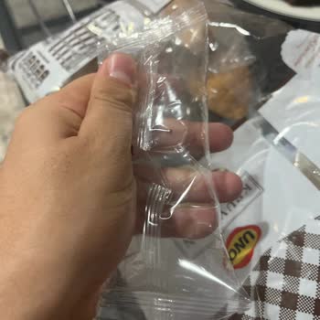 Paketin İçinden Boş Kruvasan Çıktı