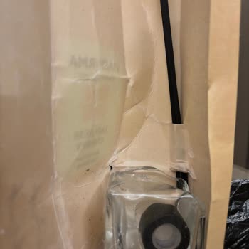 Kırık Oda Kokusu Teslimatı Ve İletişimsizlik Sorunu