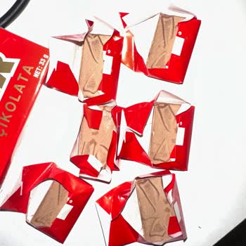 Ülker Napoliten Çikolatalarda Tekrarlayan Küf Sorunu Ve İlgisizlik