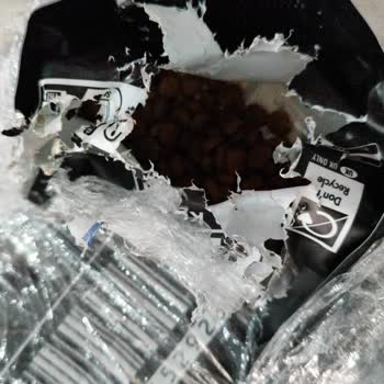 Yırtık Paketli Kedi Maması İçin Çözüm Ve İade Talebim Yanıtsız Kaldı