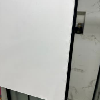 Dove Duş Köpüğü Kendi Kendine Patladı, Banyo Dolabım Zarar Gördü