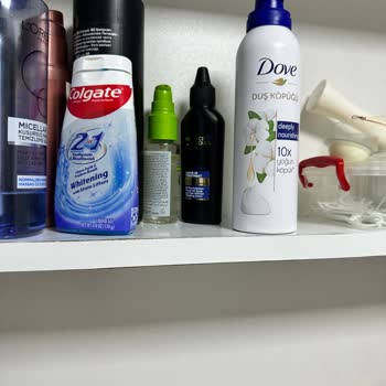 Dove Duş Köpüğü Kendi Kendine Patladı, Banyo Dolabım Zarar Gördü