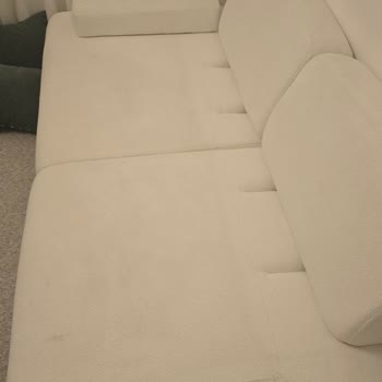 Sıfır Koltuk Yerine Teşhir Ve Hasarlı Ürün Mağduriyeti