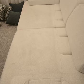 Sıfır Koltuk Yerine Teşhir Ve Hasarlı Ürün Mağduriyeti