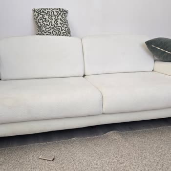 Sıfır Koltuk Yerine Teşhir Ve Hasarlı Ürün Mağduriyeti