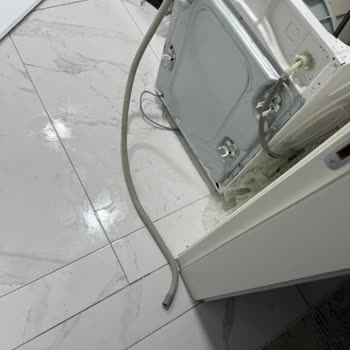 Bosch Çamaşır Makinesi Patladı, Evimizde Büyük Zarara Yol Açtı