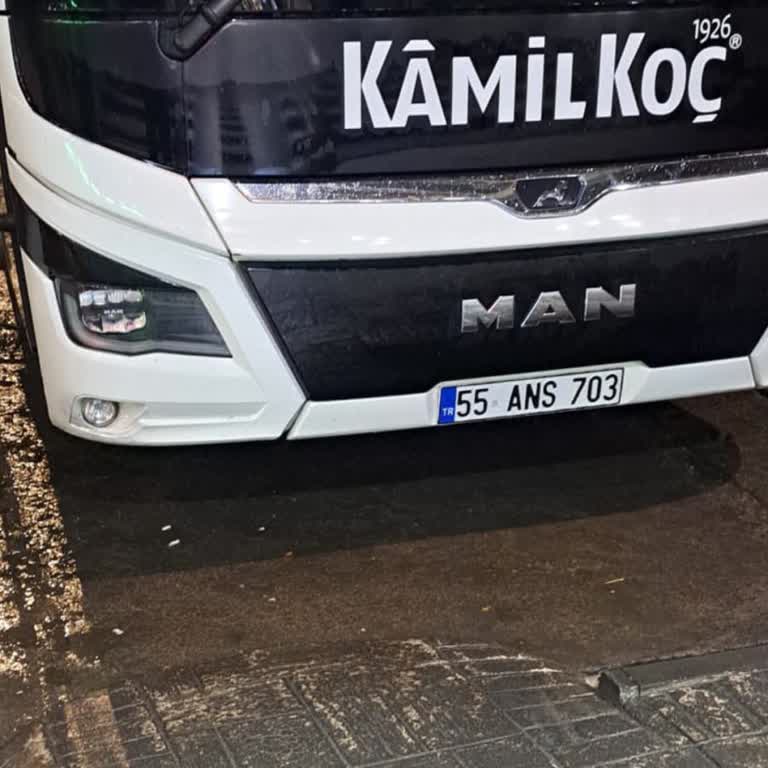 Kamil Koç Gece Boyunca Yüksek Sesli Sohbet Nedeniyle Rahatsız Edici Yolculuk Deneyimi