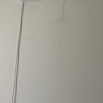 Arçelik Klima Duvarın İçine Su Akıtıyor, Duvarın İçine!