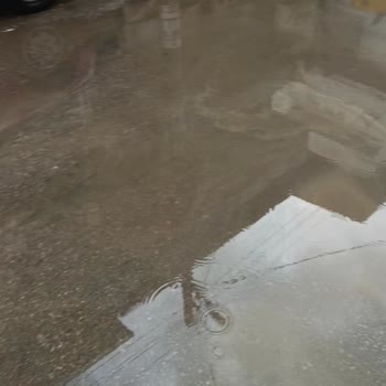 Yıllardır Asfalt Yapılmayan Çökük Yollar Ve İlgisiz Yetkililer