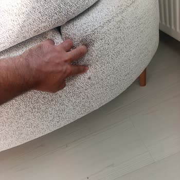 Akmode Şubesi'nden Alınan Koltuk Takımında Yırtık Ve Servis Sorunu