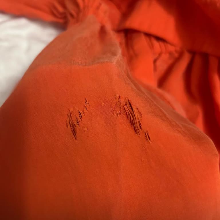 Beymen Club Elbisesi İlk Yıkamada Yırtıldı İnceleme Sonucu Tatmin Etmedi