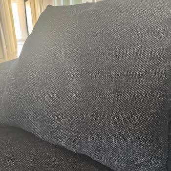 Maison Koltuk Takımında Aşırı Tüylenme Ve Yetersiz Servis Çözümü Mağduriyeti