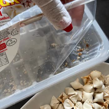 Son Kullanma Tarihi Geçmemiş Mantıda Küf Şoku: Sağlığım Tehlikede!