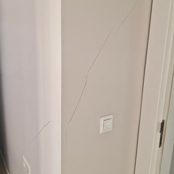 Emlak Konut Güvenceli Dairelerde Ciddi Yapısal Sorunlar Ve Çözüm Eksikliği