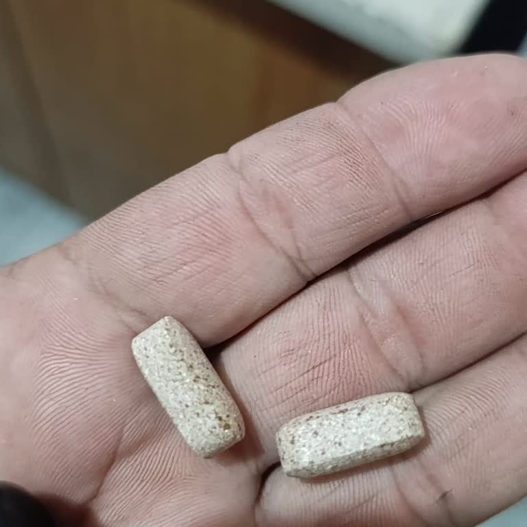 Argivit Smart 30 Tablets Show Mold Despite Valid Expiration Date