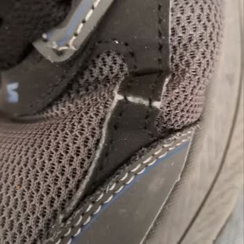 Skechers Ayakkabıda Kısa Sürede Malzeme Çatlaması Ve Yetersiz Garanti Desteği