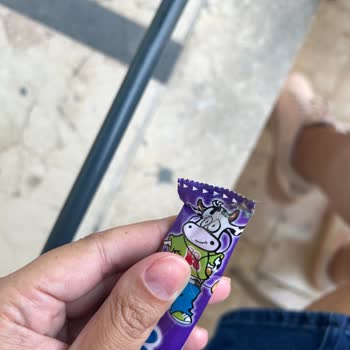 Aldığım Yoğurt Küflü Çıktı Ve Kötü Kokuyordu