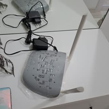 Modem Uyumluluğu Hakkında Yetersiz Bilgilendirme Ve Zorunlu Kiralık Modem Kullanımı