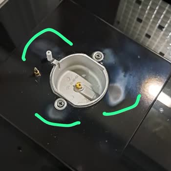 Bosch Ocakta 10 Günde Kalıcı Renk Değişimi Ve Çözüm Eksikliği