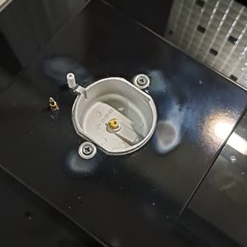 Bosch Ocakta 10 Günde Kalıcı Renk Değişimi Ve Çözüm Eksikliği