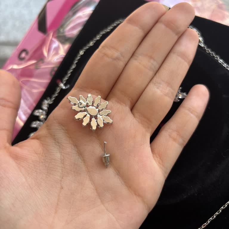 Kokoş Kırık Ürün Satışı Ve İade/Değişim Sorunu: Müşteri Mağduriyetim Giderilmedi