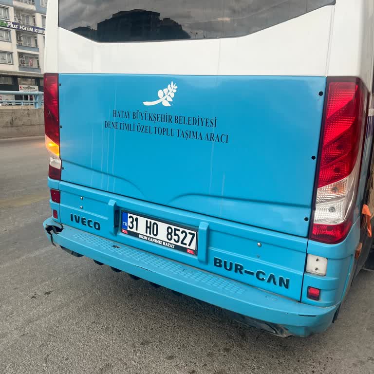 Dolmuş Şoförünün Yolcu Beklemeden Hareket Etmesi Ve Kaba Davranışı Mağdur Etti