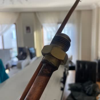 Kurulum Sırasında Hasar Gören Klimam İçin Yetersiz Destek Ve Güvensizlik