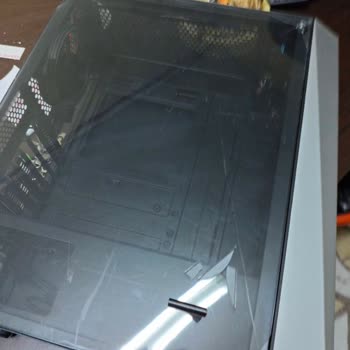 PTT Kargo Hasarlı Teslimat Ve Mağduriyetimin Giderilmemesi