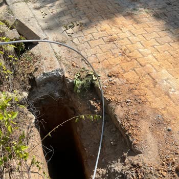 AYEDAŞ'ın Dikkatsiz Çalışması Sonrası Güvenlik Ve İletişim Mağduriyeti