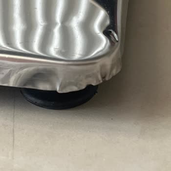 Sarıkaya Mobilya’dan Aldığım Masa Ve Sandalye Takımı Hatalı, Mağaza Sorunu Çözmüyor