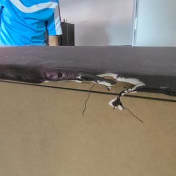 Yeni Alınan Mobilyalarda Hasar Ve Yanlış Renk, İade Talebim Karşılanmıyor