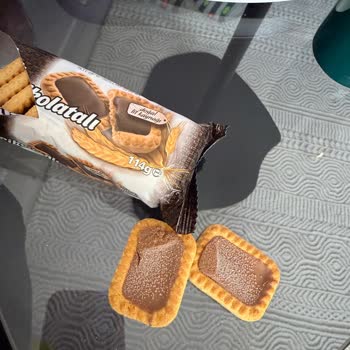 Son Kullanma Tarihi Geçmemiş Üründe Küflü Çikolata İle Karşılaştım