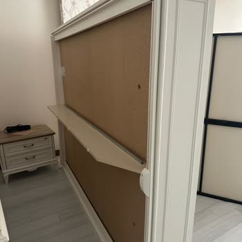 Yatak Odası Takımında Kırık Ayak Sorunu Ve Uzayan Servis Süreci