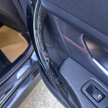 BMW F30 Ön Cam Fitili Ve Kapı Kolları Kronik Sorunuyla Mağduriyet Yaşıyorum