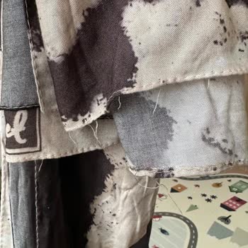 Satın Aldığım Şalda Dikiş Ve Kalite Sorunu Yaşadım, İade Talep Ediyorum