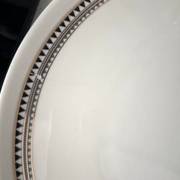 Kırık Teslim Edilen Yemek Takımı İçin Çözüm Bekliyorum