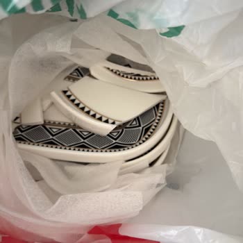 Kırık Teslim Edilen Yemek Takımı İçin Çözüm Bekliyorum