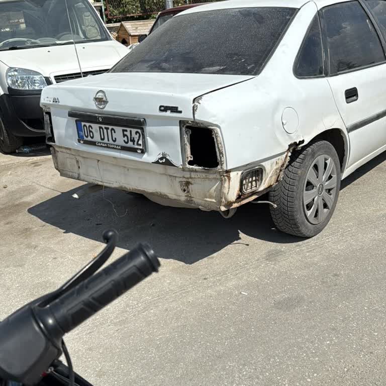 Hasar Ödemesi Yapılmadığı İçin Aracımı Teslim Alamıyorum, Mağduriyetim Sürüyor