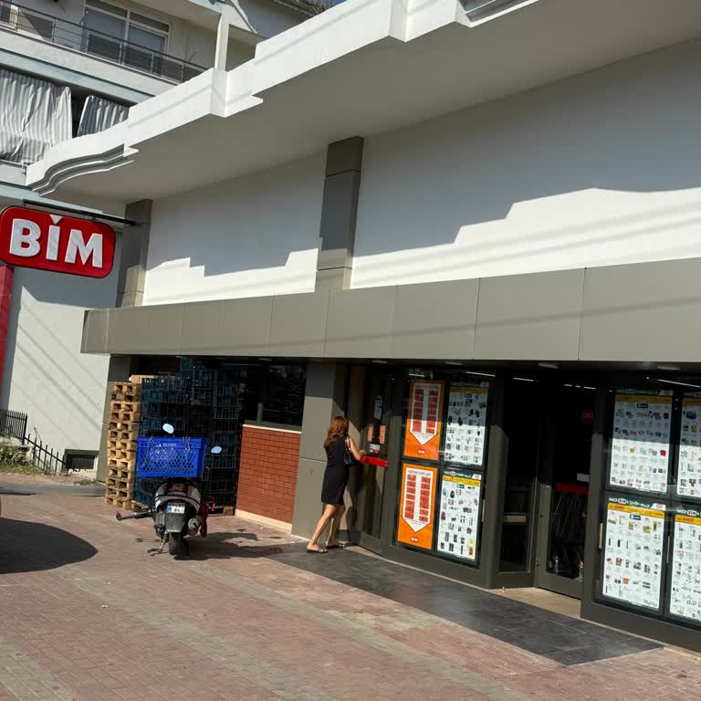 Raf Ve Kasa Fiyat Farkı, İlgisiz Personel Nedeniyle Alışverişimi İptal Ettim