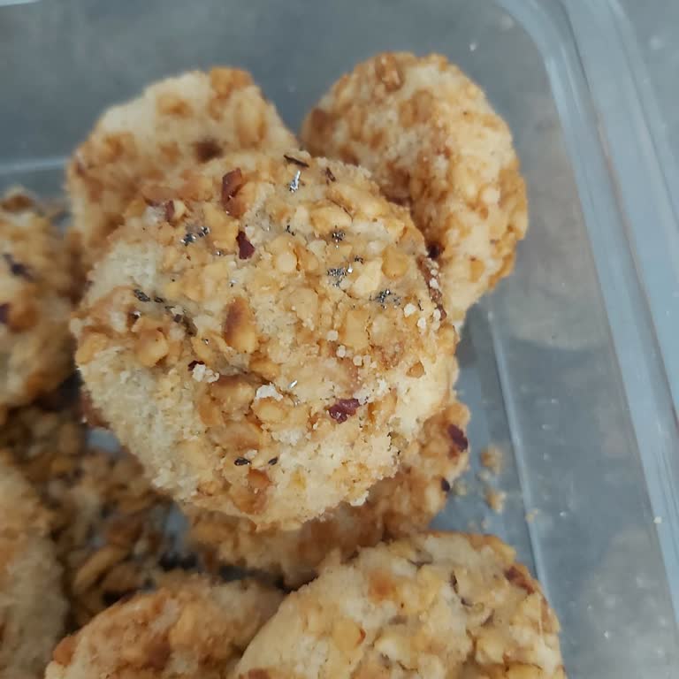 Fındıklı Kurabiyede Tanımlanamayan Maddeler Endişelendirdi