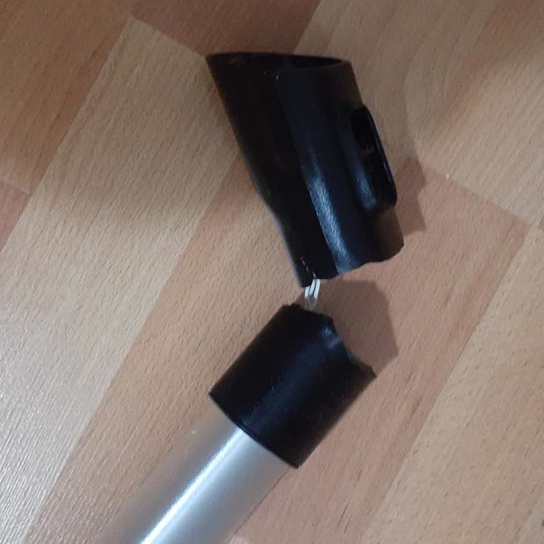 Garanti Kapsamındaki Süpürge Borusu Kırıldı, Yedek Parça Temin Edilmiyor